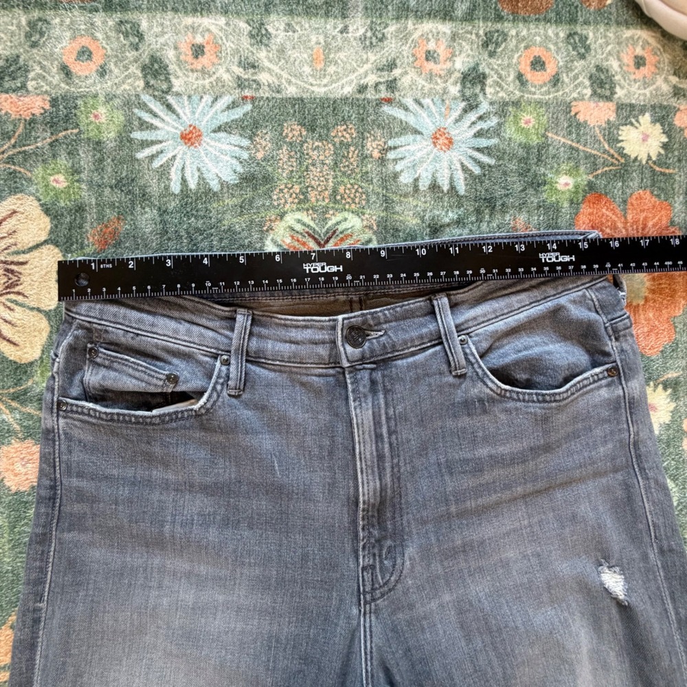 Mother The Insider Crop Step Fray Jeans Ace of Spades Grey Distressed 31 - Picture 2 of 12